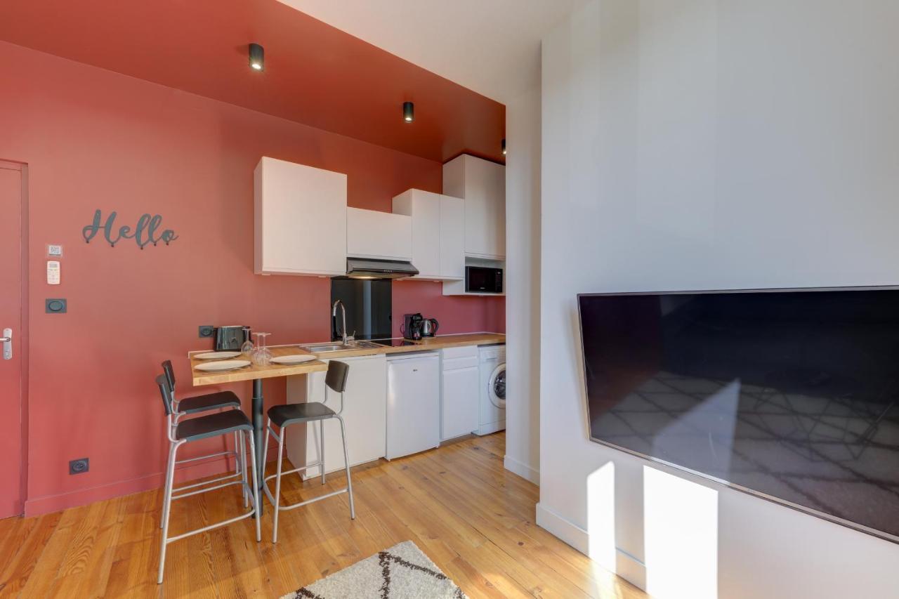 Terracotta-T2-Clim-Parking Gratuit Prive Apartment Pierre-Benite Exterior photo
